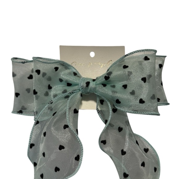 Free People Queen of Hearts Bow - Picture 4 of 7